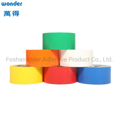 نوار بسته بندی BOPP رنگی با چسبندگی آکریلیک مبتنی بر آب کم VOC 0.052mm سازگار با محیط زیست